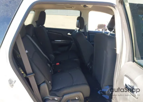 2019 Dodge Journey Se z USA, uszkodzony, nr VIN 3C4PDCBB1KT835453